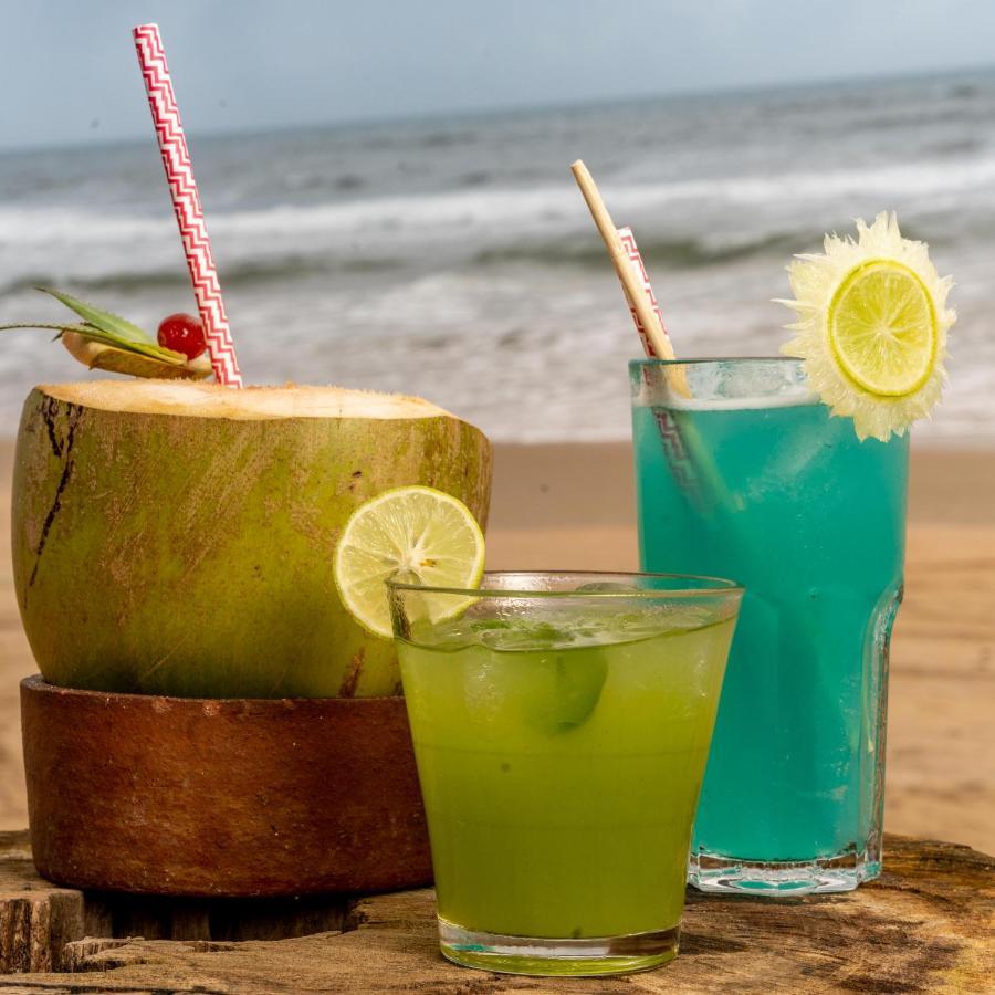 C Roque Beach Resort Колва Екстериор снимка