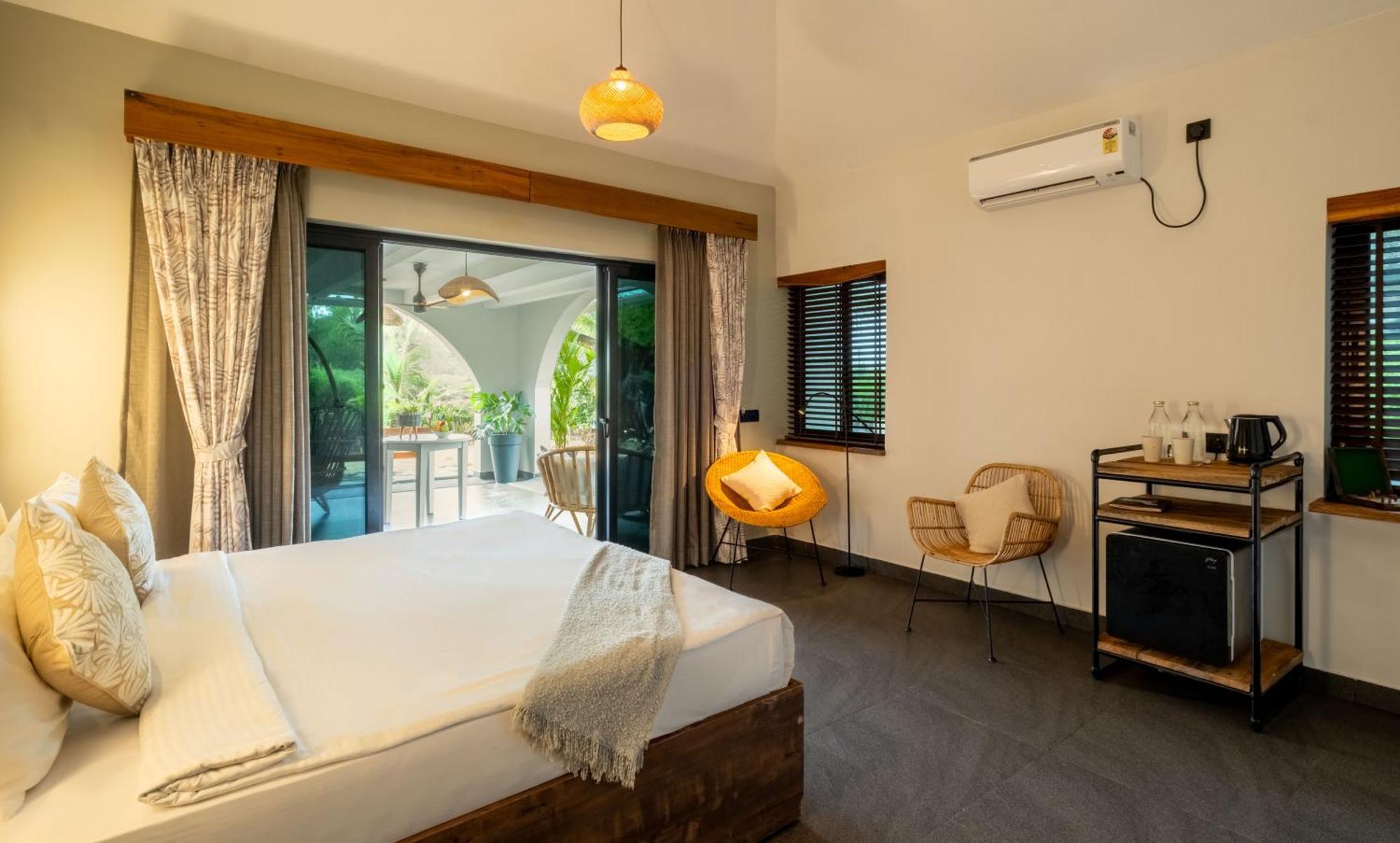C Roque Beach Resort Колва Екстериор снимка