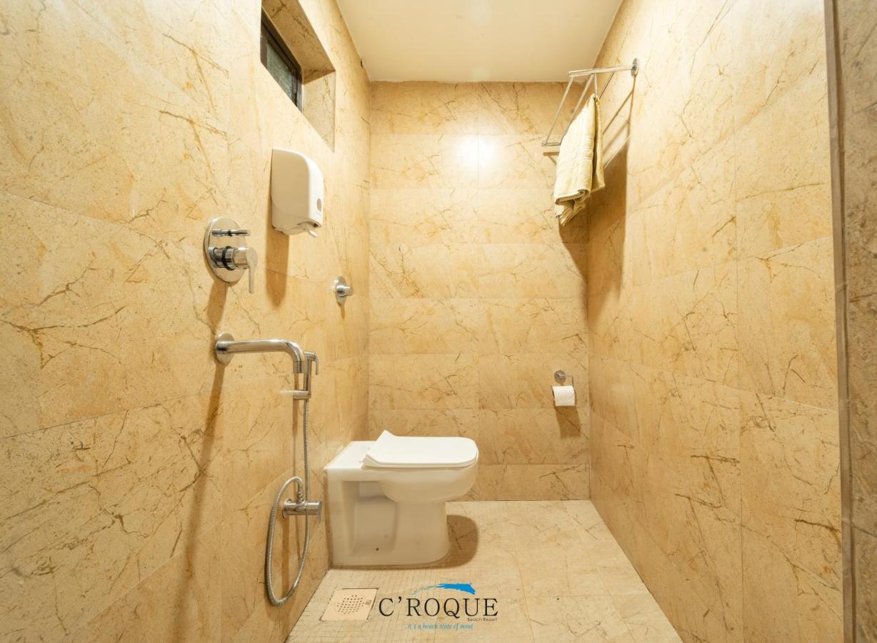 C Roque Beach Resort Колва Екстериор снимка
